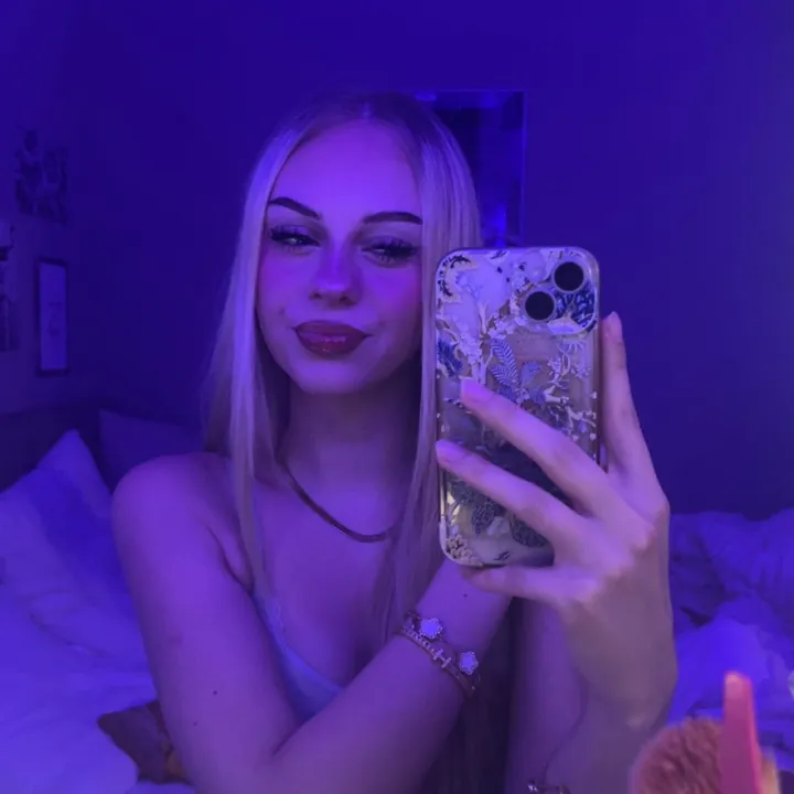 ..stay.high.bi.tch