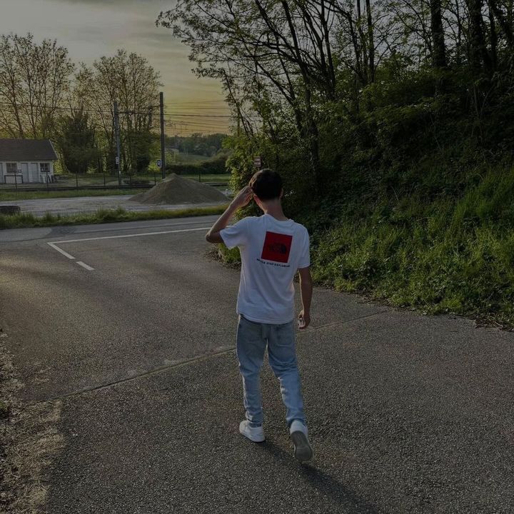 𝐲𝐚𝐧𝐢𝐬 - son original
