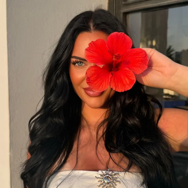 @callmiiivivi